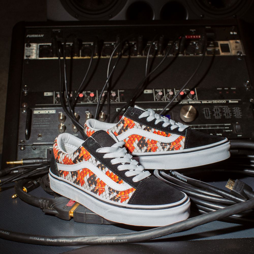 Dámské Classic Vans Customs CHIKA Old Skool Viacfarebný | GE6850491